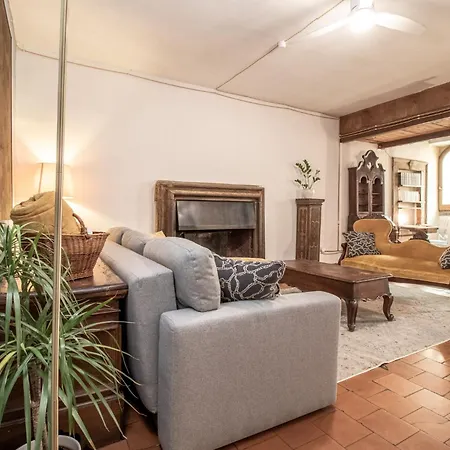 Benedetta - Trastevere Luxury Apartment