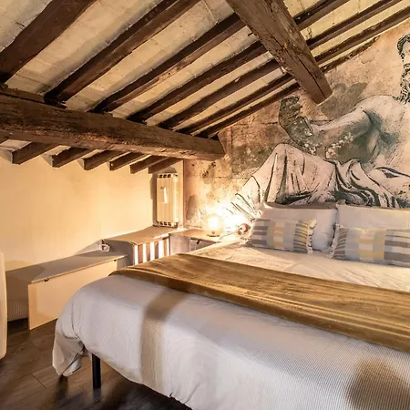 Benedetta - Trastevere Luxury Rome