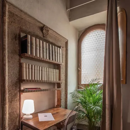 Benedetta - Trastevere Luxury Daire *